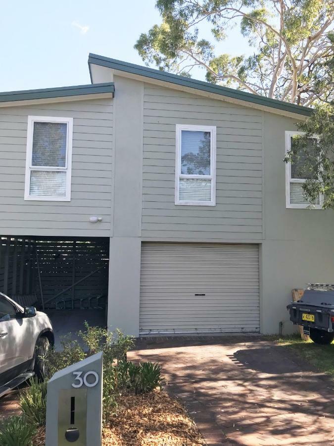 The Lake Guesthouse Budgewoi Exterior photo